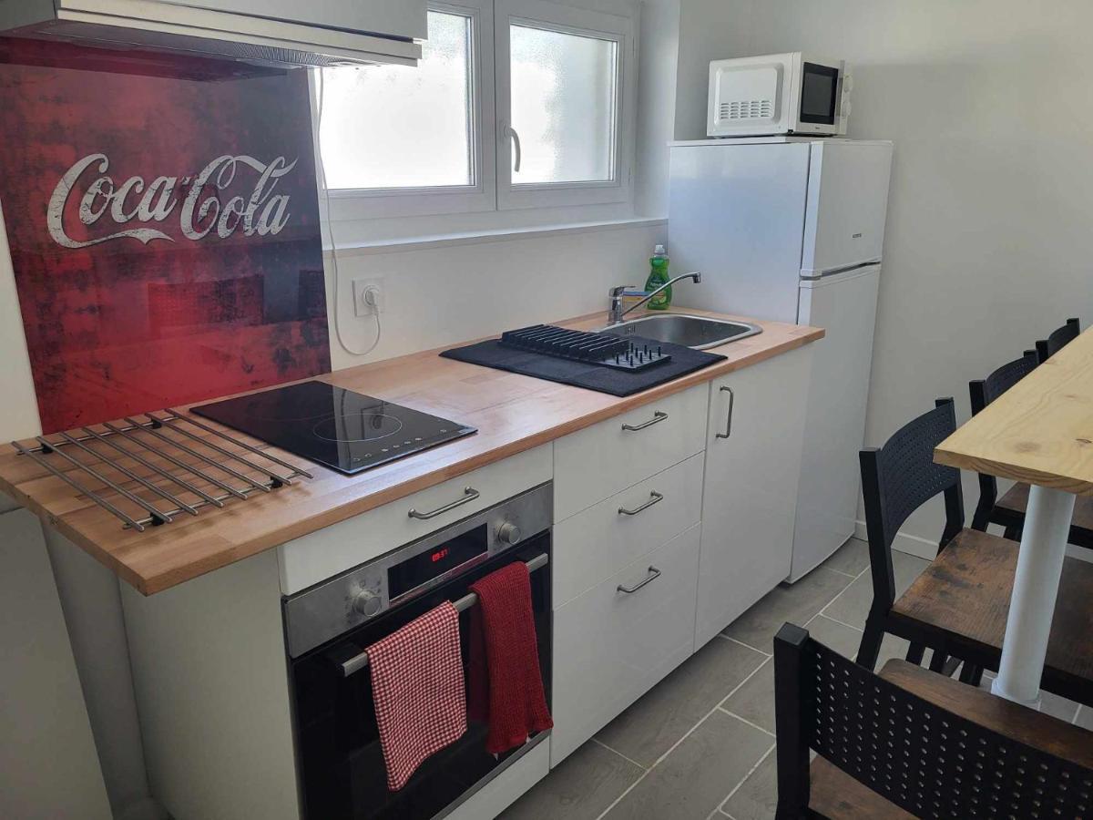 Chez T-e-o Apartment *